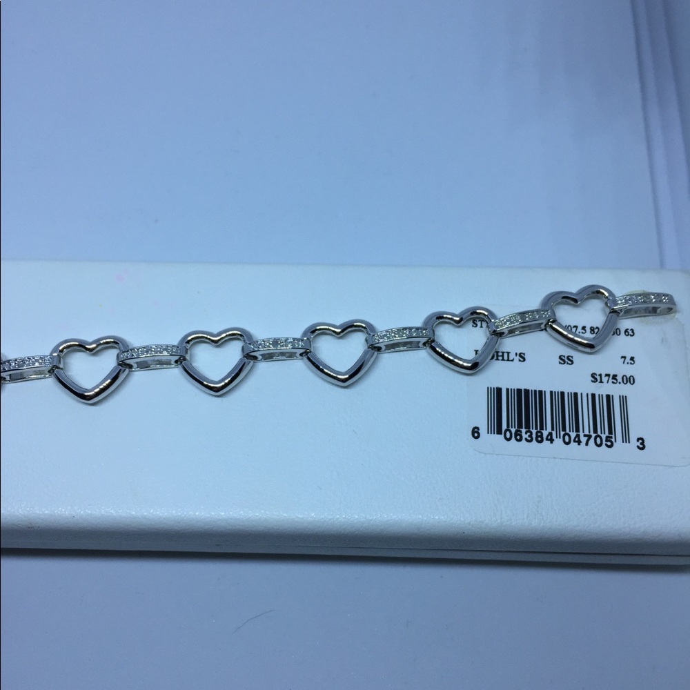 Brand new diamond heart bracelet - Picture 4 of 7